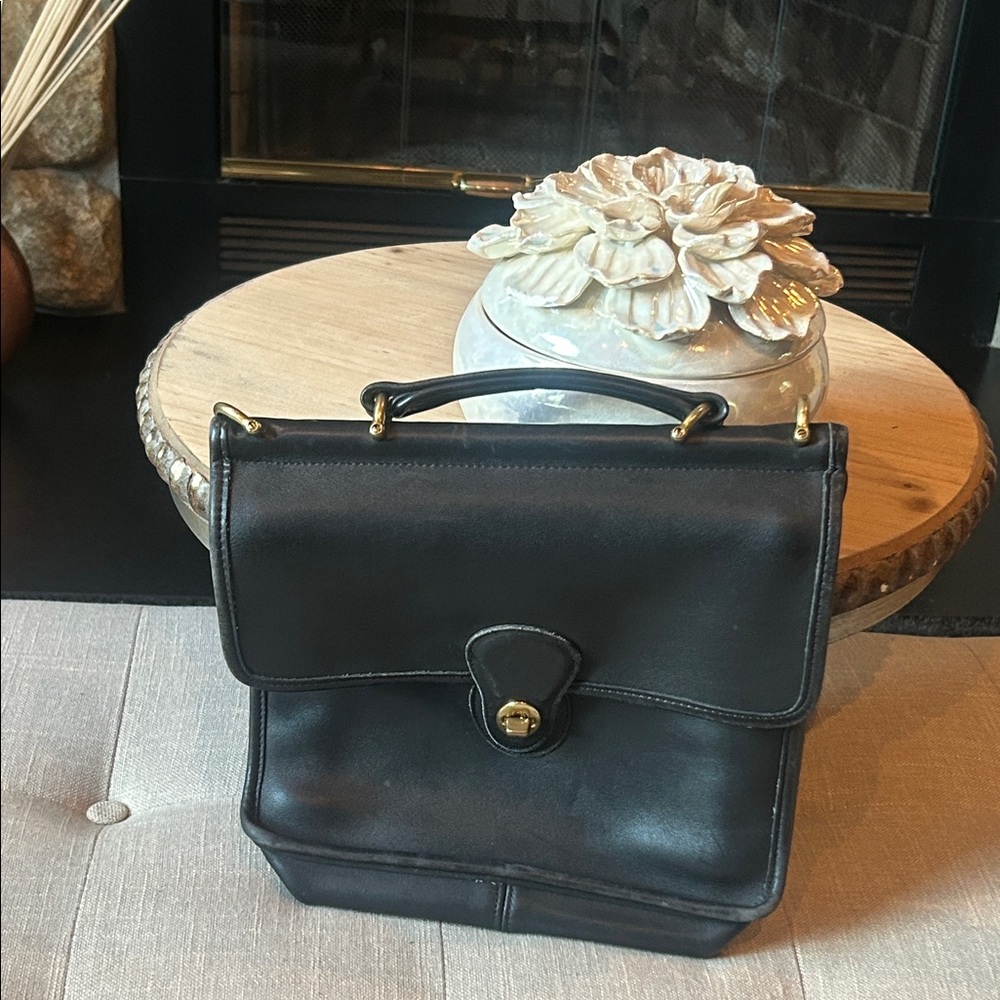 Coach Vintage Willis Bag in Black Style No. HNC 9927 - Picture 4 of 12